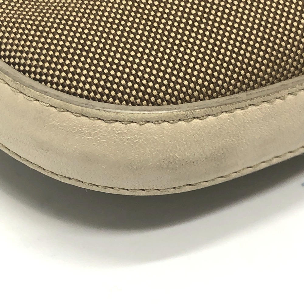 PRADA Cream Leather Shoulder Bag - Picture 6 of 16